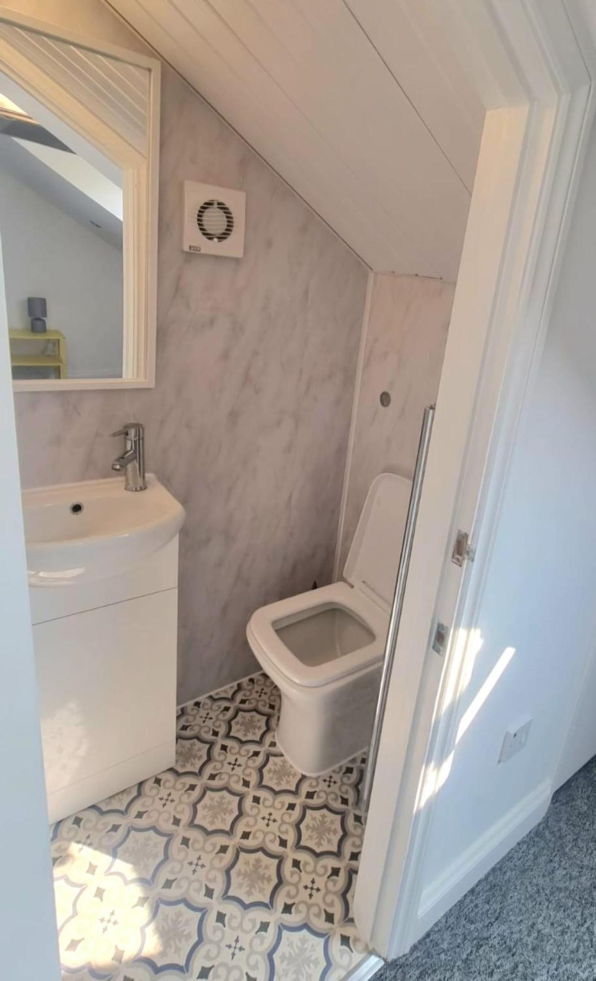London En-Suite Double Rooms - Leytonstone E11 ภายนอก รูปภาพ